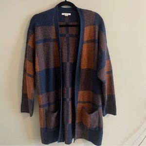 American Eagle Long Oversized Navy and Orange Brown Plaid Cardigan Open-front
